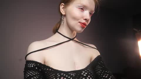 Snapshot of ginger_hugs chatting on March 11, 2025, 10:09 pm im expecting 350 thumbs up on my altar online show from March 11, 2025, 10:09 pm