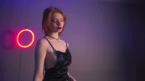 Snapshot of ginger_hugs chatting on September 9, 2025, 10:20 pm im expecting 350 thumbs up on my altar online show from September 9, 2025, 10:20 pm