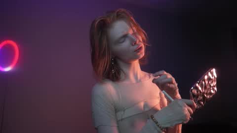 Snapshot of ginger_hugs chatting on October 22, 2025, 10:09 pm im expecting 350 thumbs up on my altar online show from October 22, 2025, 10:09 pm