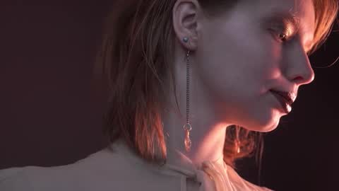 Snapshot of ginger_hugs chatting on October 27, 2025, 10:14 pm im expecting 350 thumbs up on my altar online show from October 27, 2025, 10:14 pm