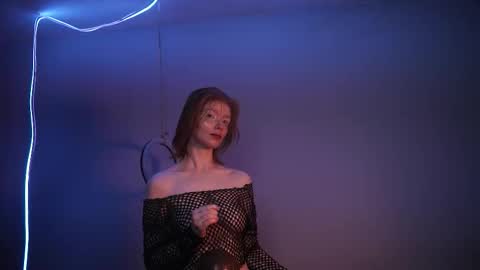 Snapshot of ginger_hugs chatting on November 5, 2025, 10:21 pm im expecting 350 thumbs up on my altar online show from November 5, 2025, 10:21 pm