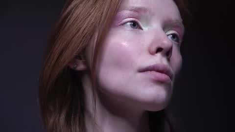 Snapshot of ginger_hugs chatting on November 11, 2025, 10:10 pm im expecting 350 thumbs up on my altar online show from November 11, 2025, 10:10 pm