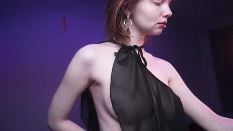 Snapshot of ginger_hugs chatting on November 14, 2025, 10:07 pm im expecting 350 thumbs up on my altar online show from November 14, 2025, 10:07 pm