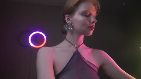 Snapshot of ginger_hugs chatting on January 6, 2026, 2:04 am im expecting 350 thumbs up on my altar online show from January 6, 2026, 2:04 am