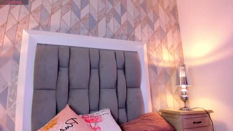 Ginger online show from January 2, 2025, 10:44 pm