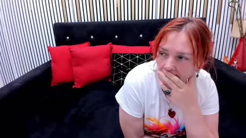 Snapshot of gingergreeneyes chatting on November 18, 2025, 12:53 pm gingergreeneyes online show from November 18, 2025, 12:53 pm