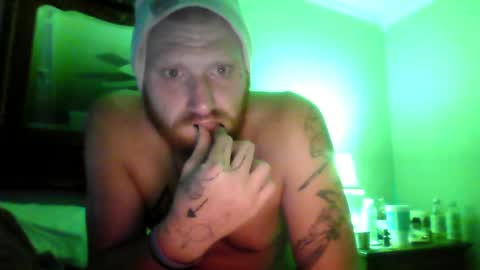 Red online show from April 29, 2026, 2:48 am