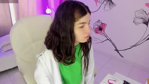 Kendall online show from January 18, 2026, 1:04 pm