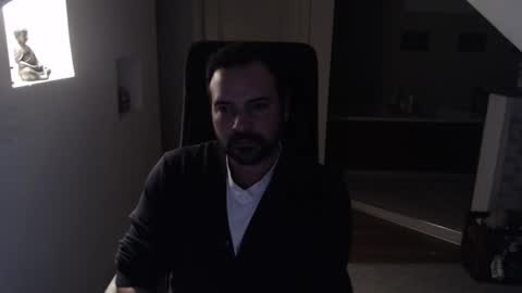 Snapshot of gintonik89 chatting on December 16, 2024, 4:27 pm gintonik89 online show from December 16, 2024, 4:27 pm
