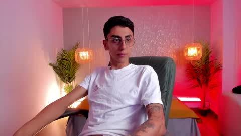 Snapshot of gio_carangi chatting on March 21, 2026, 8:19 am Gio Carangi online show from March 21, 2026, 8:19 am