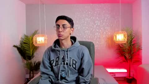 Snapshot of gio_carangi chatting on March 28, 2026, 3:28 am Gio Carangi online show from March 28, 2026, 3:28 am