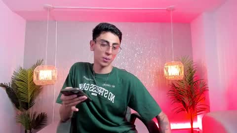 Snapshot of gio_carangi chatting on March 29, 2026, 3:28 am Gio Carangi online show from March 29, 2026, 3:28 am