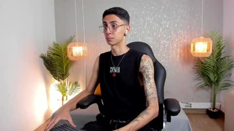 Snapshot of gio_carangi chatting on April 2, 2026, 3:26 am Gio Carangi online show from April 2, 2026, 3:26 am