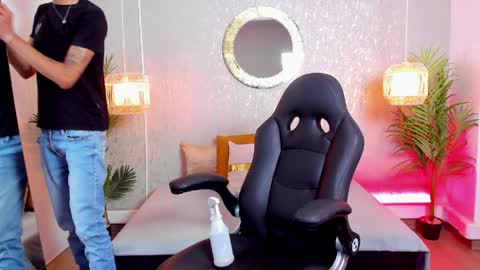 Snapshot of gio_carangi chatting on April 15, 2026, 2:51 am Gio Carangi online show from April 15, 2026, 2:51 am