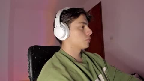 GioRusso online show from February 25, 2026, 4:44 am