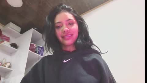 Snapshot of giovanna_oliveria chatting on December 16, 2025, 1:21 am giovanna_oliveria online show from December 16, 2025, 1:21 am