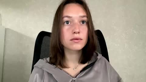 Melisa online show from May 13, 2026, 1:14 am