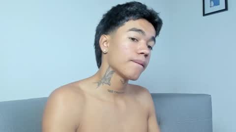 Snapshot of giraldo_giraldo chatting on January 18, 2025, 2:02 pm Giraldo online show from January 18, 2025, 2:02 pm