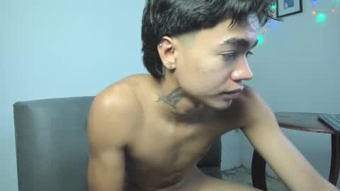 Snapshot of giraldo_giraldo chatting on November 12, 2025, 8:59 am Giraldo online show from November 12, 2025, 8:59 am