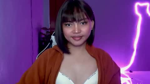 Snapshot of girl2rememberxxx chatting on December 16, 2025, 10:42 am YOUR GIRL AXIE online show from December 16, 2025, 10:42 am