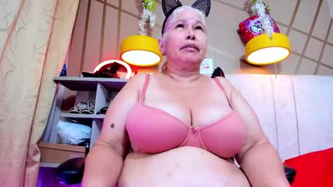 Girl Amada online show from February 28, 2025, 2:42 am