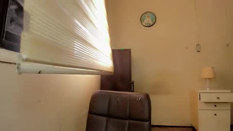 urGIRL online show from January 23, 2025, 12:14 am