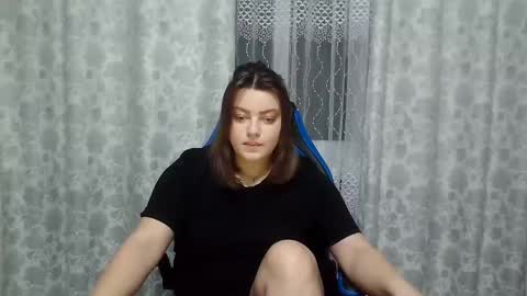 Snapshot of girl_leya chatting on January 26, 2025, 10:46 pm girl_leya online show from January 26, 2025, 10:46 pm