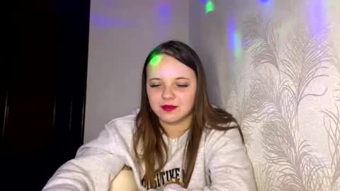 girl_shy07 online show from January 9, 2026, 7:04 pm