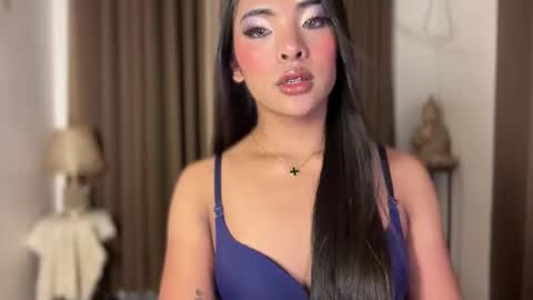 queen ronna online show from March 11, 2026, 2:56 pm