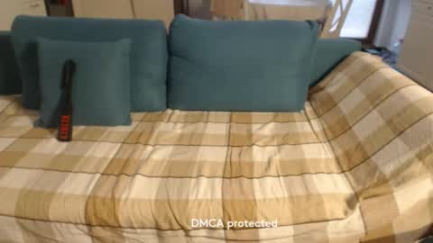 Girlfriend online show from September 12, 2025, 2:06 pm