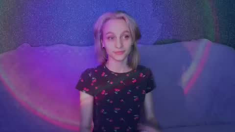 Seniya online show from February 19, 2025, 3:06 am