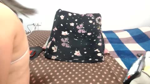 Snapshot of girlhornyxx chatting on May 21, 2026, 7:32 pm samanta online show from May 21, 2026, 7:32 pm