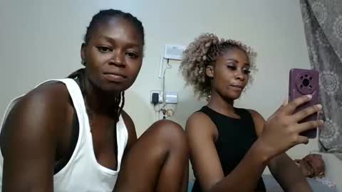 Snapshot of girlnextdoor60 chatting on December 14, 2025, 2:50 am Sexy online show from December 14, 2025, 2:50 am