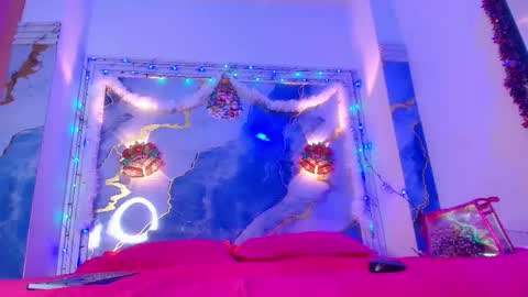 eleanor and celeste online show from December 4, 2025, 3:27 am