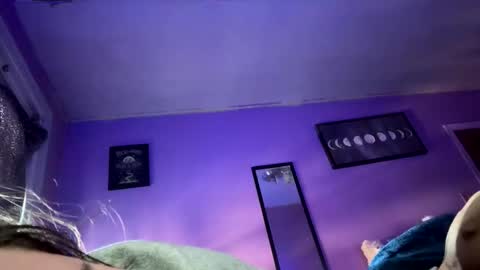 girlswholikegirls24 online show from January 19, 2026, 1:26 pm