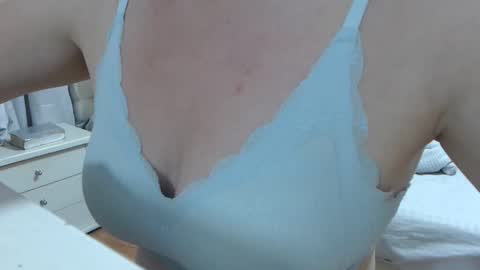 Victoria online show from February 9, 2026, 12:47 am