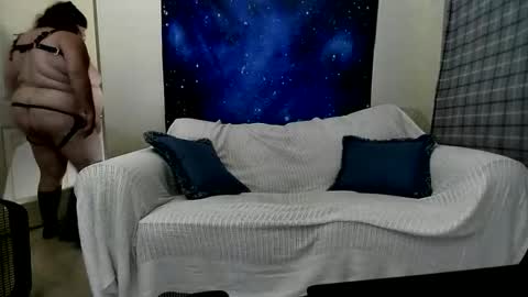 Girth online show from September 23, 2025, 5:43 am