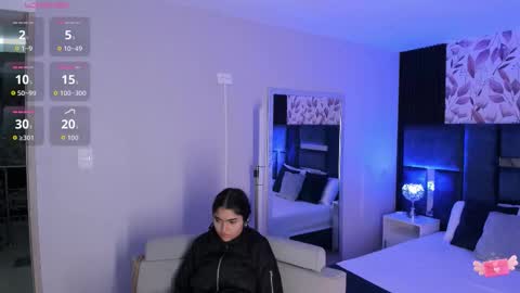     online show from November 10, 2025, 10:25 am