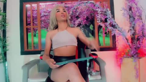 Snapshot of gisele_fox chatting on January 4, 2025, 7:44 pm Gisel online show from January 4, 2025, 7:44 pm