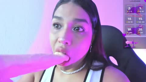 Giselle online show from September 11, 2025, 1:28 am