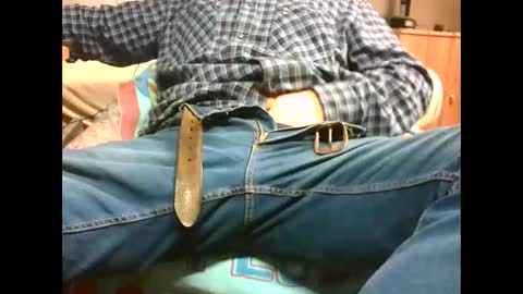 giulio__35 online show from February 6, 2026, 4:54 pm