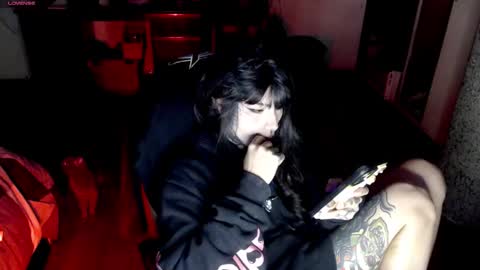 Snapshot of givenom chatting on September 20, 2025, 12:44 am dirtyvenom online show from September 20, 2025, 12:44 am