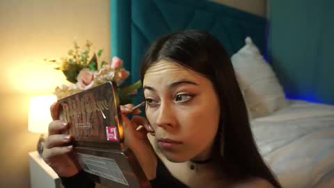 Agness online show from December 2, 2025, 3:51 pm