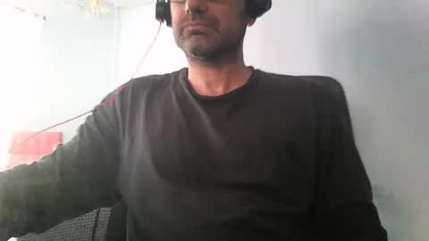 gjustaguym online show from April 10, 2026, 8:41 am