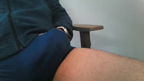 gjustaguym online show from April 15, 2026, 10:22 am