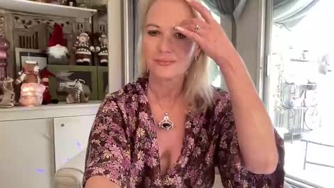 Gl1tter Barbie online show from November 24, 2025, 11:10 am