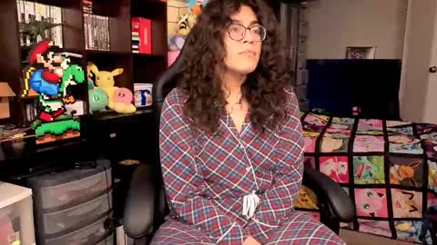 glaceon9 online show from November 12, 2025, 1:39 am