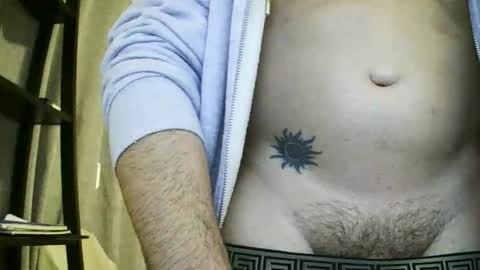 Snapshot of gladiator_18 chatting on November 22, 2025, 2:10 am gladiator_18 online show from November 22, 2025, 2:10 am