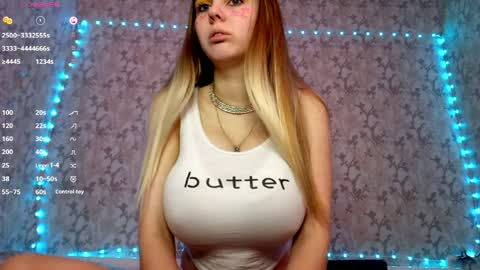 Violetta online show from March 31, 2026, 3:19 am