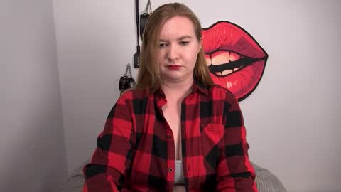 Snapshot of glamorousnikki chatting on September 12, 2025, 4:18 pm Nikki online show from September 12, 2025, 4:18 pm